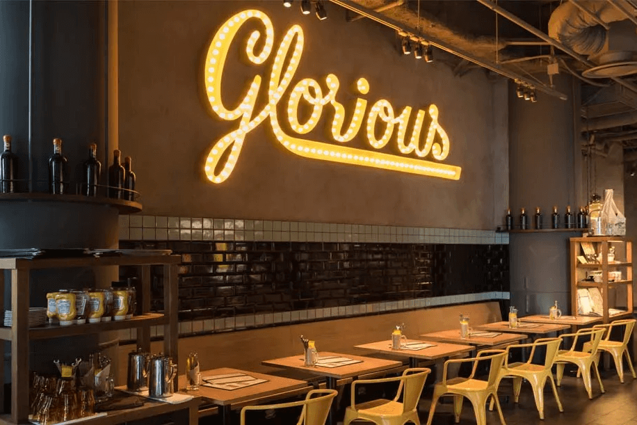 Glorious Chain Cafe